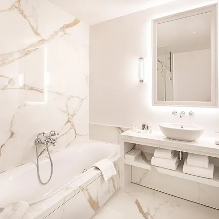 De Tuilerieen - Small Luxury Of The World Otel
