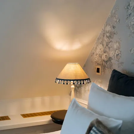 Otel De Tuilerieen - Small Luxury Of The World
