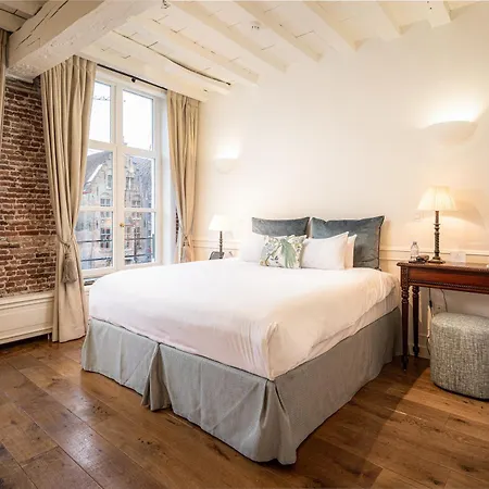 De Tuilerieen - Small Luxury Of The World